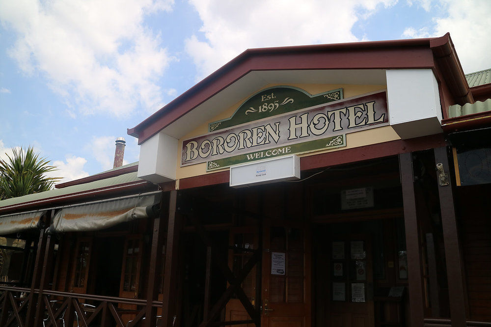Bororen Hotel Motel 외부 사진